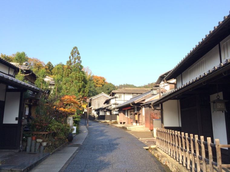 148707581_31BQ4FOsxJV2leEonp-Bvbs1rFccDyOz2T561G9REtA